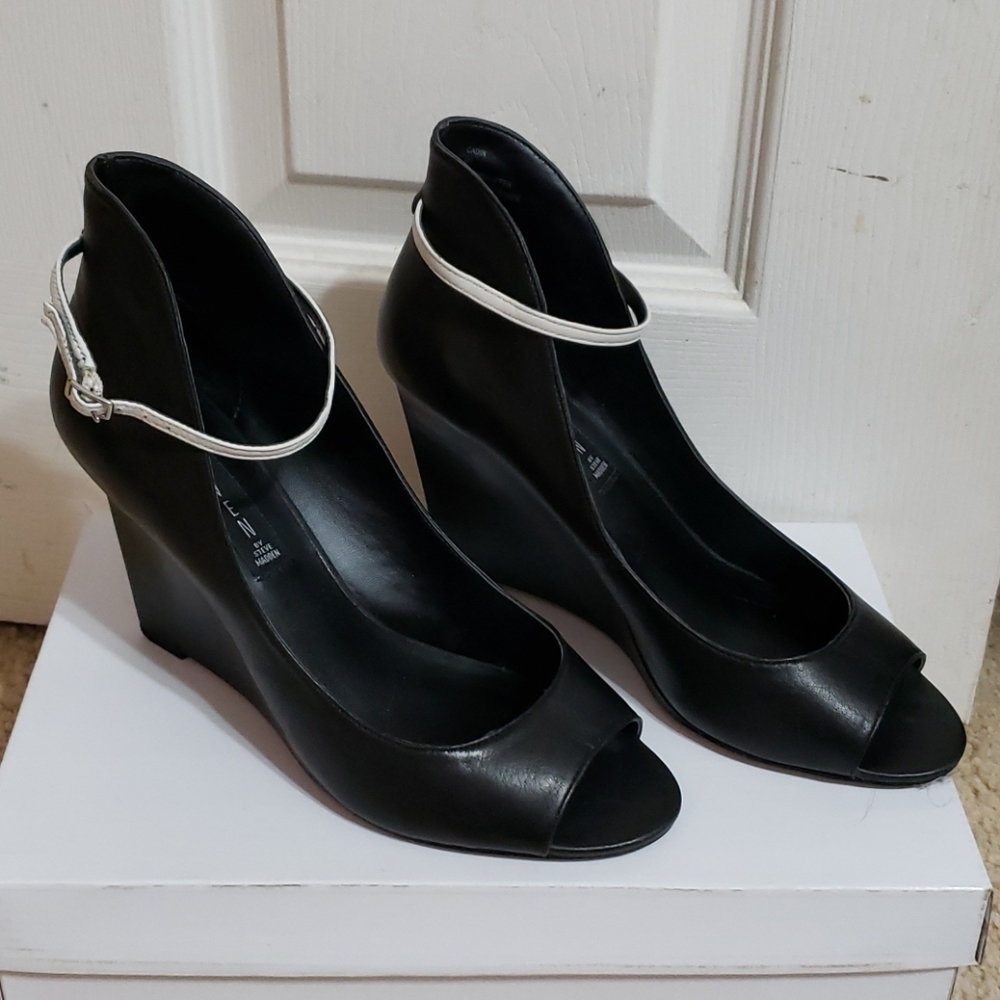 Steven by Steve Madden Wedge peep toe heel
